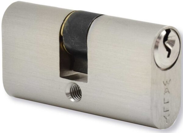 Cilindro profilo ovale in ottone nichelato Wally