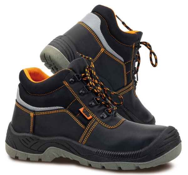 Scarpa Vam alta in pelle S3